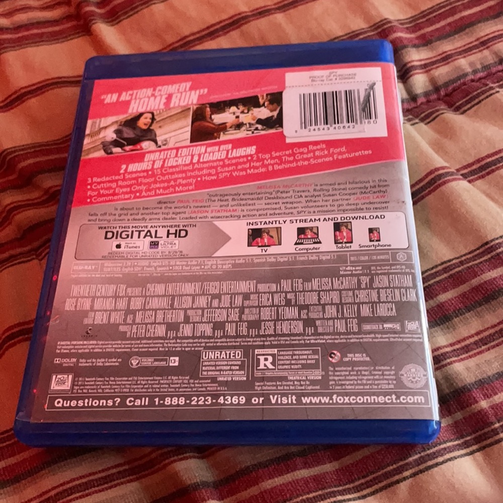 Spy(movie) - Picture 2 of 4